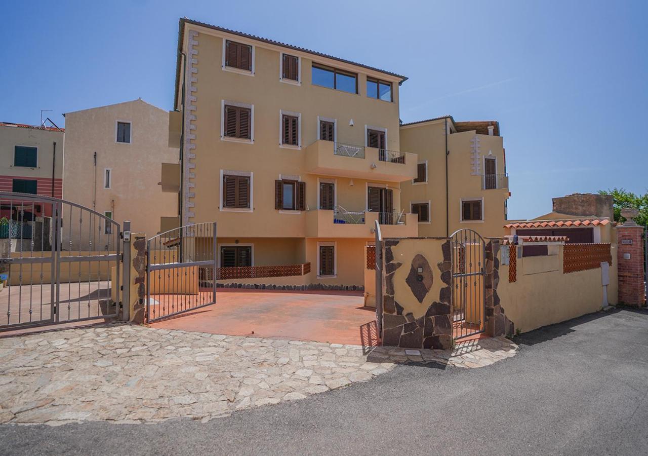 Murphy Holiday Home - Residenza Quarto Ла-Маддалена Экстерьер фото