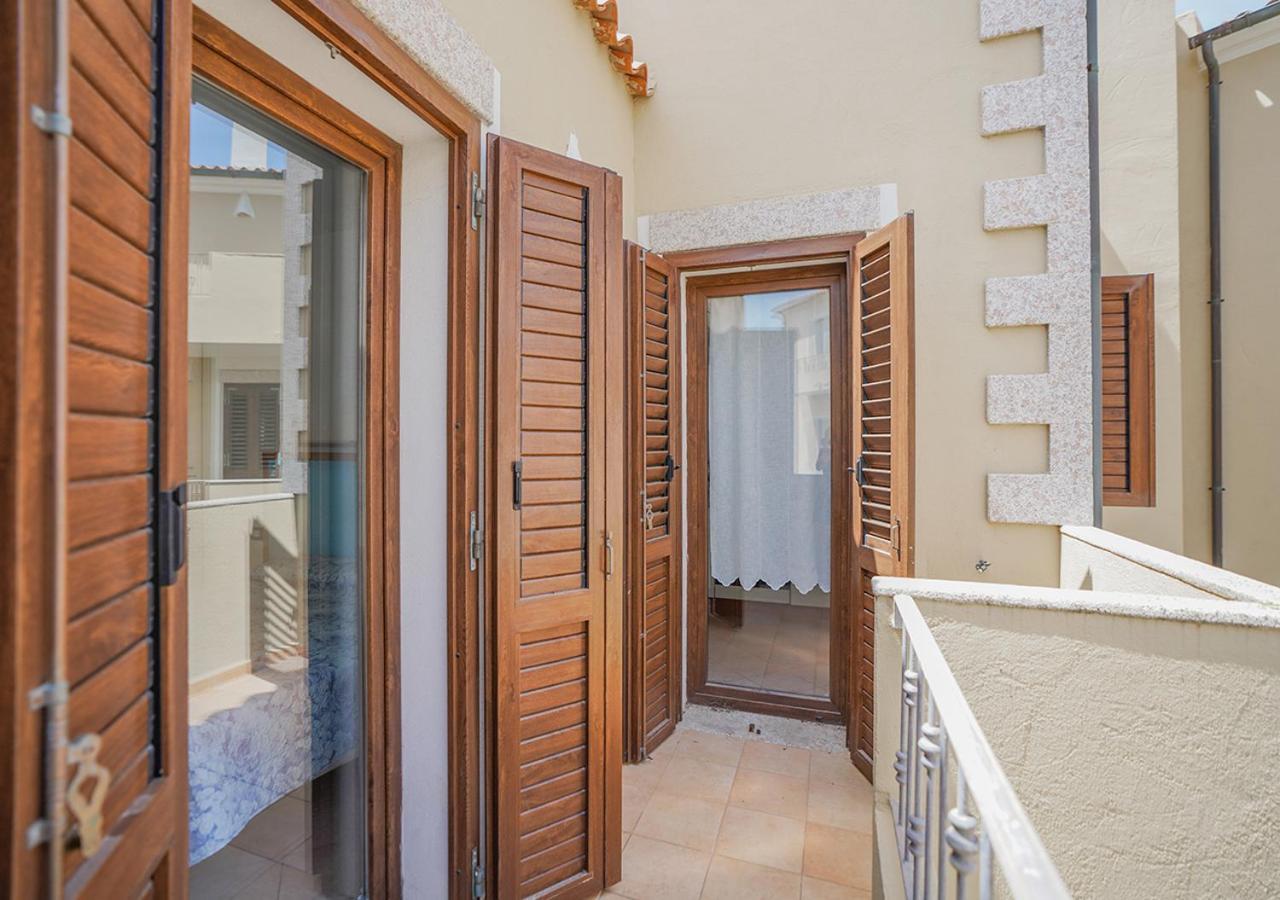 Murphy Holiday Home - Residenza Quarto Ла-Маддалена Экстерьер фото